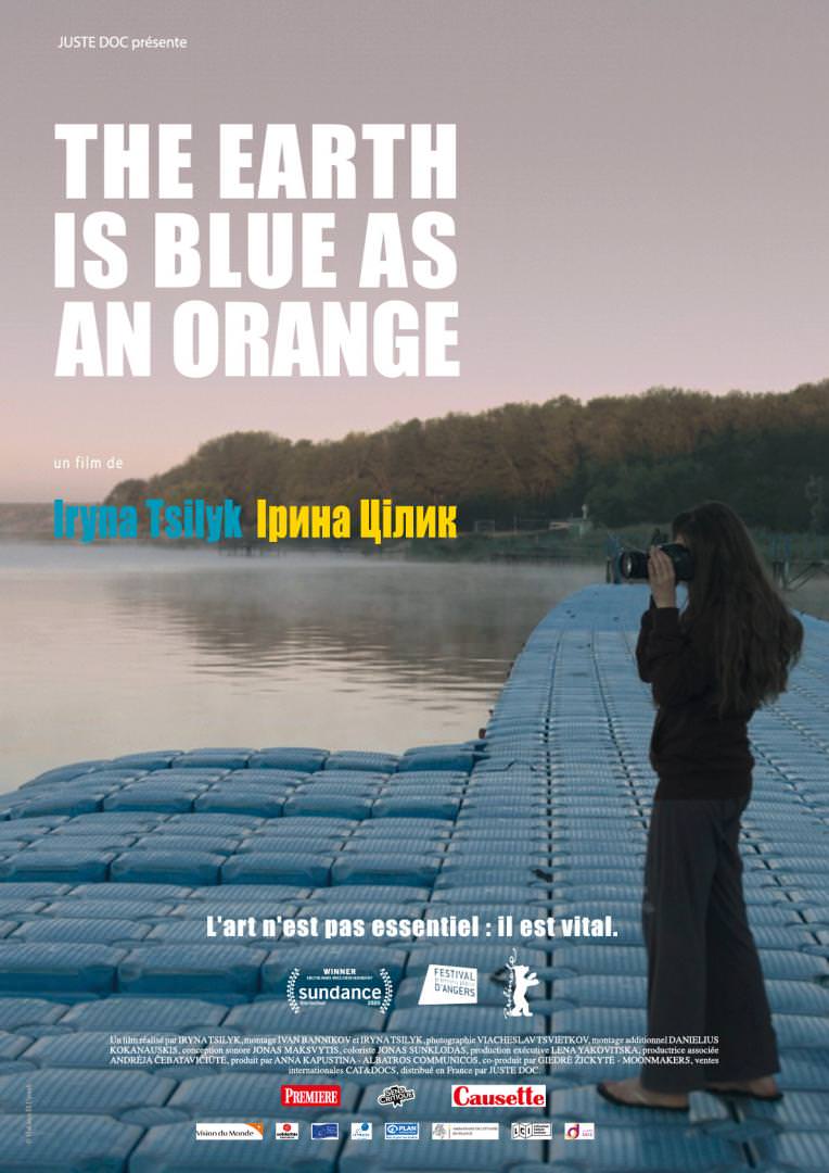 La terre est bleue comme une orange